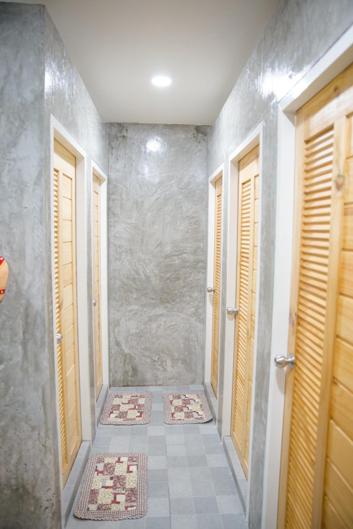 Хостел Suree House Чианграй Экстерьер фото